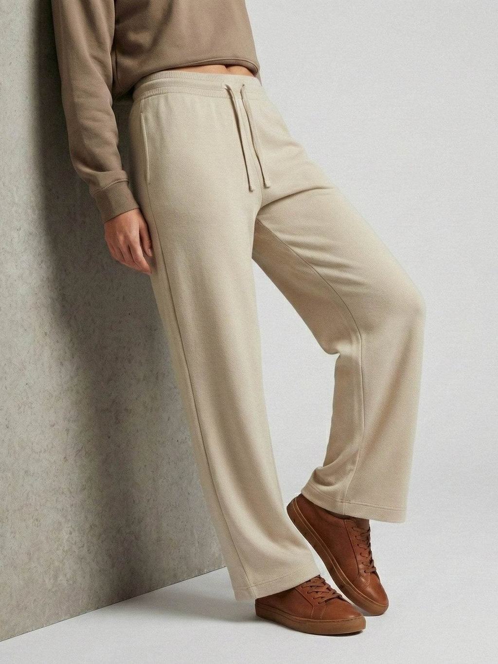 Biege ladies wide eg fleece trouser chic trendy in fashion in demand