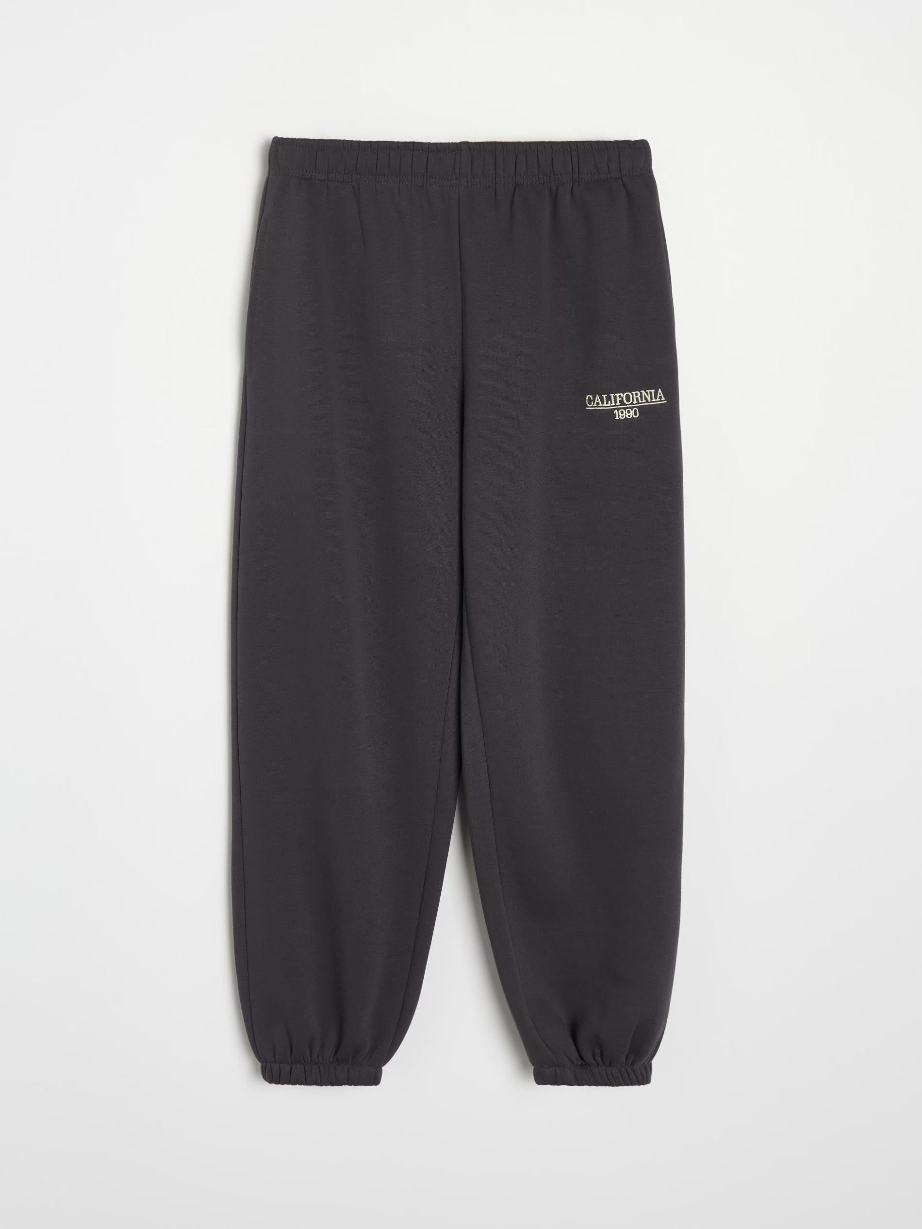 dark grey fleece co-ord coord co ord trouser set sweatset tracksuit chic trendy in fashion in demand