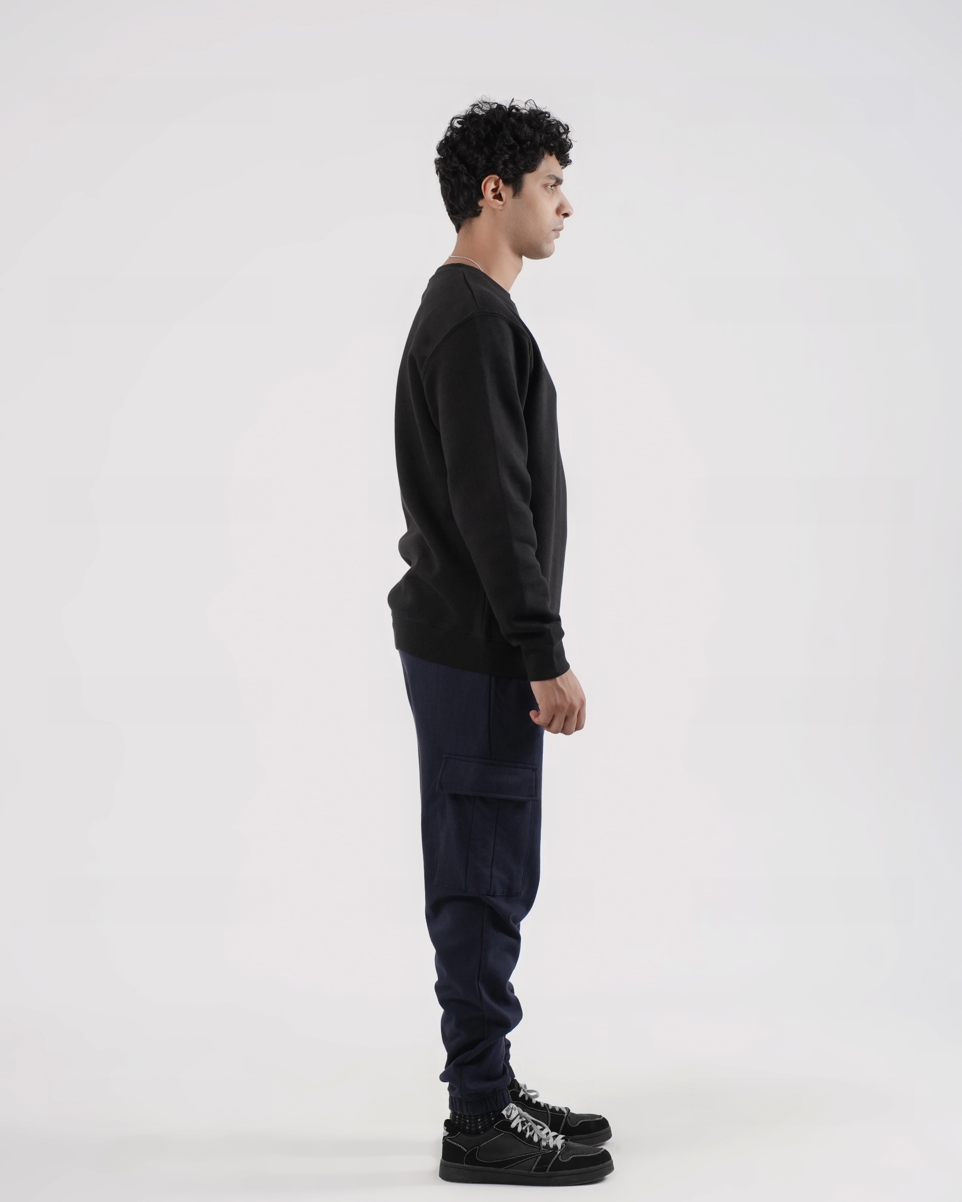 Black Crewneck Sweatshirt for Men - Comfortable Urban Fleece Design