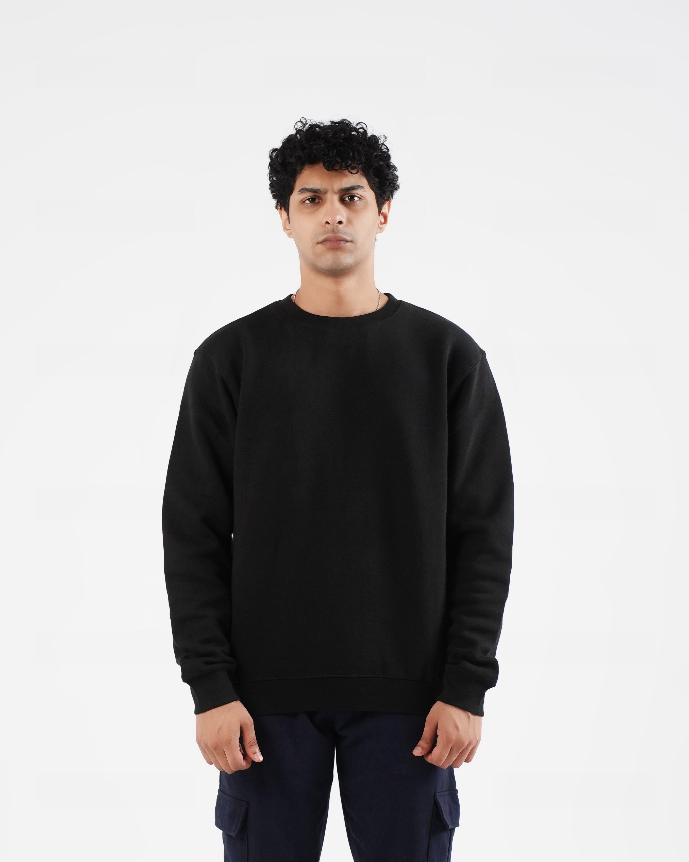 Black Crewneck Sweatshirt for Men - Comfortable Urban Fleece Design