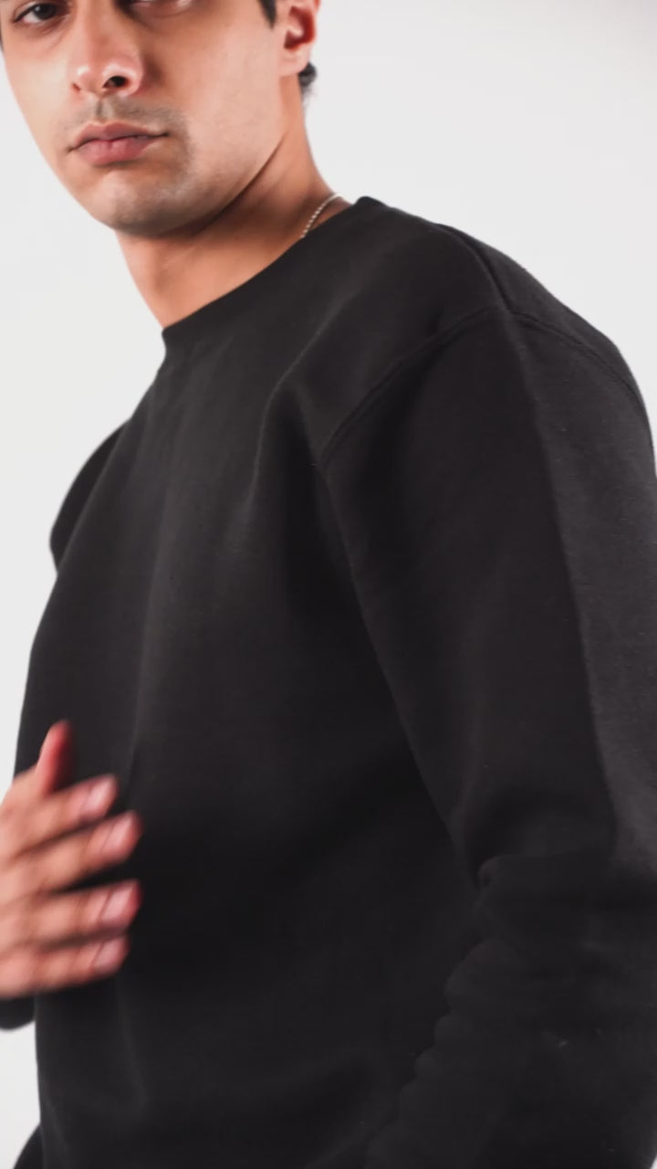 Black Crewneck Sweatshirt for Men - Comfortable Urban Fleece Design