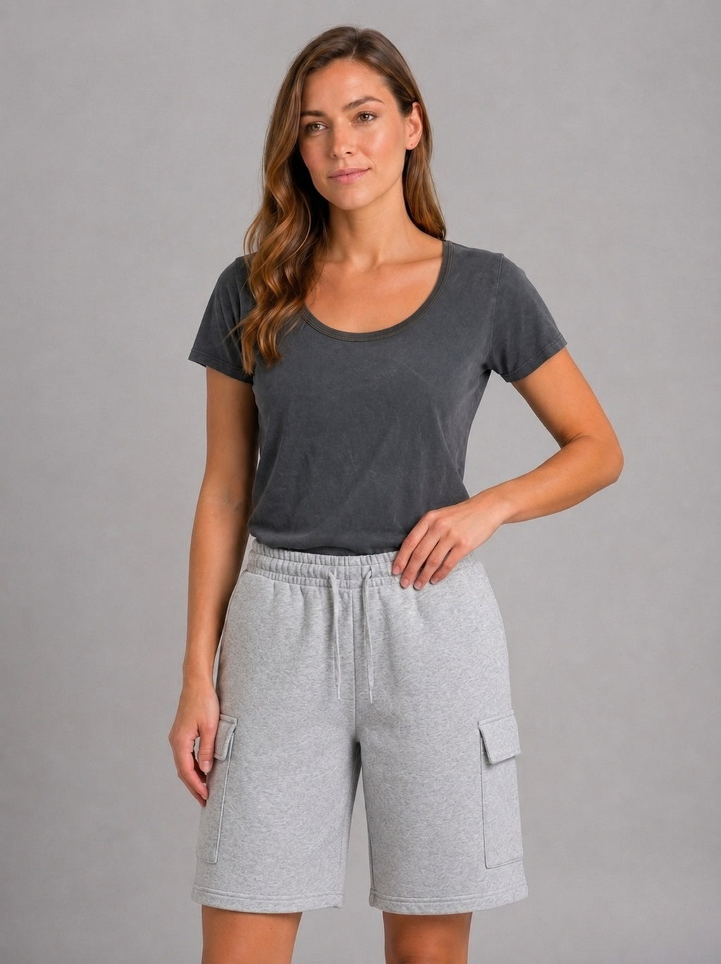 Essential Women's Fleece Cargo Shorts – Grey